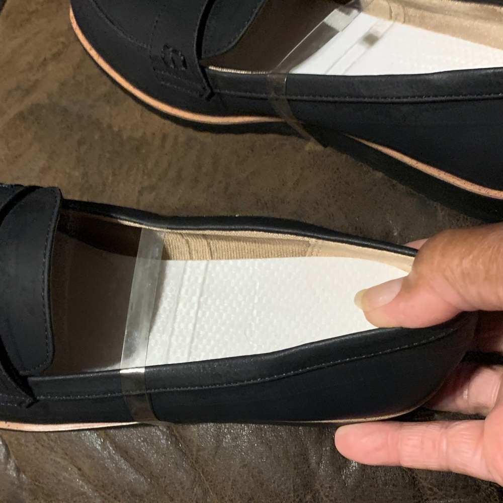 Life Stride Black Flats for Women